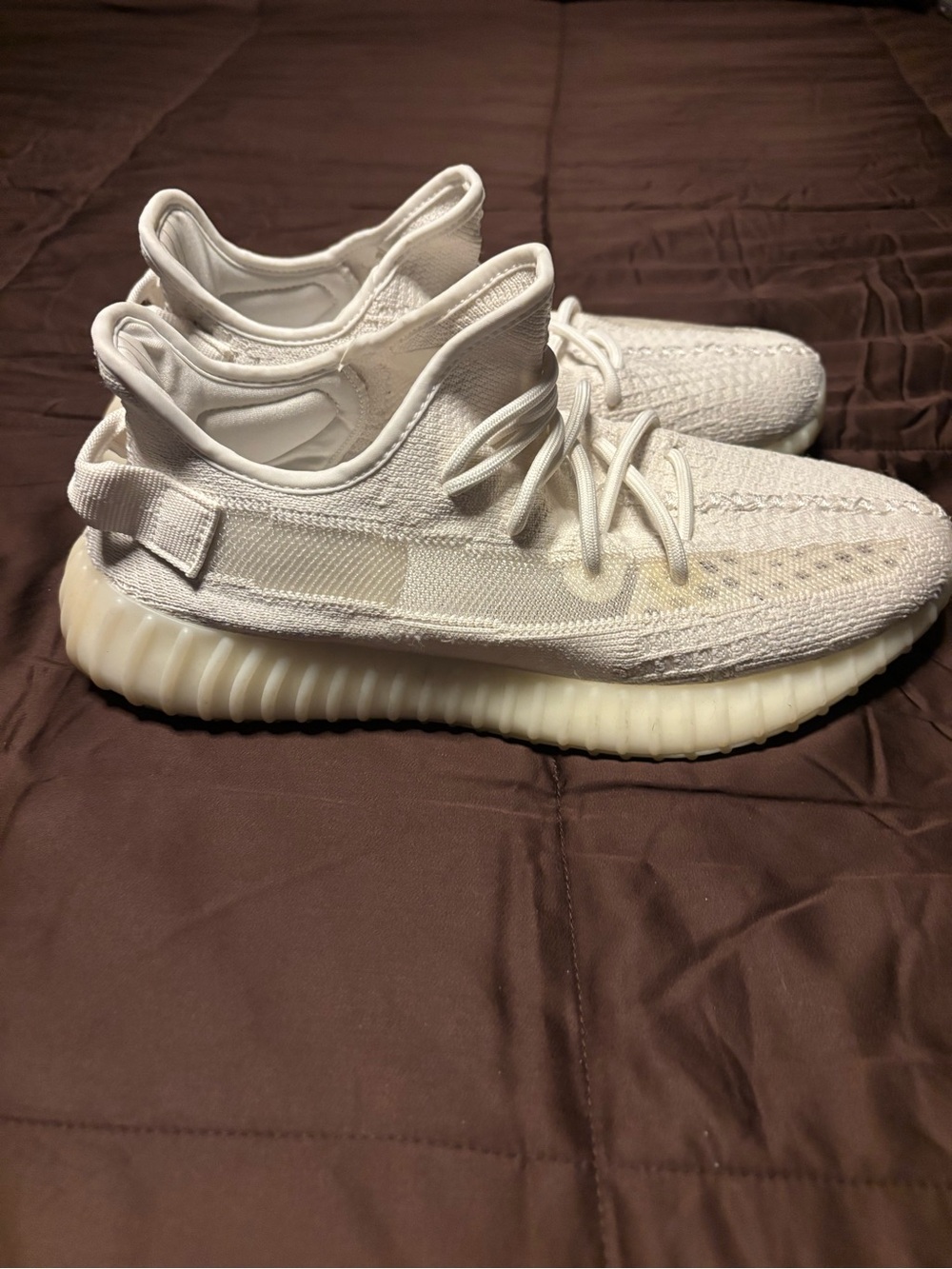 Yeezy Boost 350 V2 Cream White